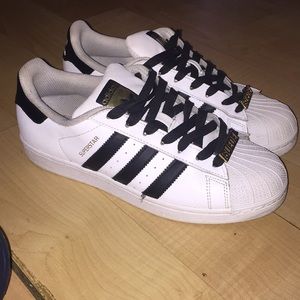 Adidas SUPERSTAR Shoe
